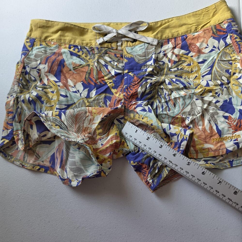 Patagonia Skimmer Shorts Womens 4 Multicolor Tropical Floral Swim Boardshort - Picture 9 of 10
